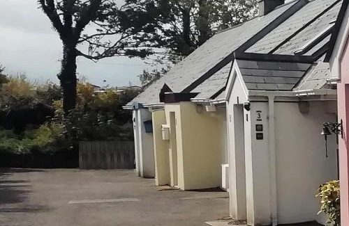 Bettystown House | Bovinda Cottage - By the Beach, Bettystown