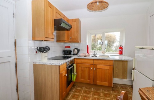 Chapel en le Frith Cottage | BOWDEN HEAD FARMHOUSE COTTAGE, pet friendly in Chapel-En-Le-Frith