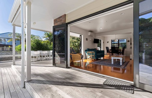 Bowentown House | Bowentown Beauty Summ