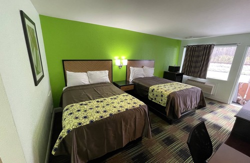 Chesapeake Hotel | Bowers Hill Inn