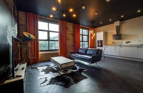 Ainley Top Apartment | Bowers Mill Aparthotel