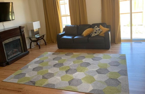 Bowmanville House | Bowmanville’s Beauty.