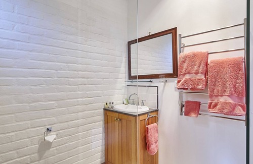 Evandale Cottage | Box Cottage Apartment