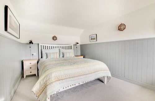 Snape House | Box Cottage