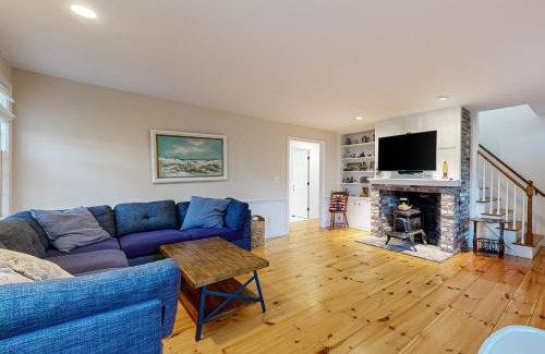 West Yarmouth House | Boxberry Bliss