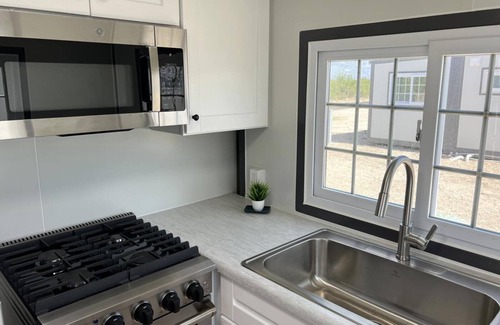Monahans Apartment | BoxHouse Villages Monahans, Queen Bed