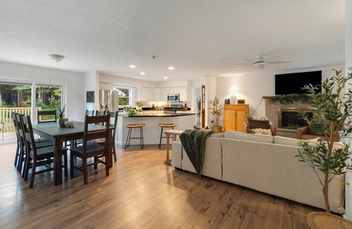 Rock Stream House | Boxwood Cottage, sleeps 8, nestled in the woods