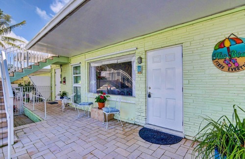 Briny Breezes Apartment | Boynton Beach, Sea view beach studio 9 w large pool