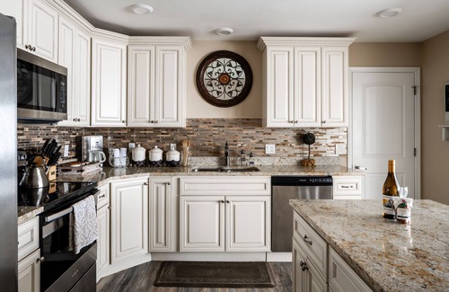 Four Corners House | Bozeman Serenity: Spacious Duplex Retreat