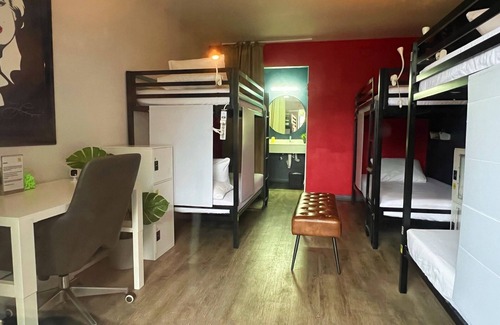 Greater Heights Hotel | Bposhtels Houston