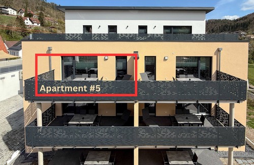 Horb am Neckar Apartment | BPS Apartment #5 VIEW - Castle view - Modern - NEW