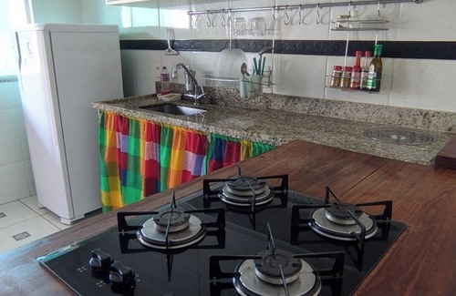Cachoeiras de Macacu House | House with 2 bedrooms, barbecue and garage. Close to the river. Pets accepted!