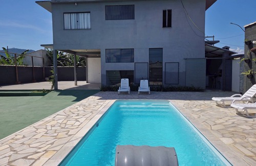 Rio das Ostras House | Peaceful family retreat
