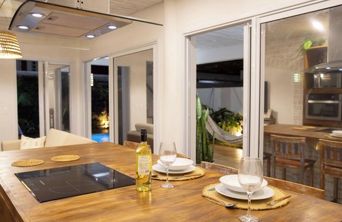 Pipa House | Luxury Retreat with Private Pool and Rooftop Jacuzzi in Pipa.