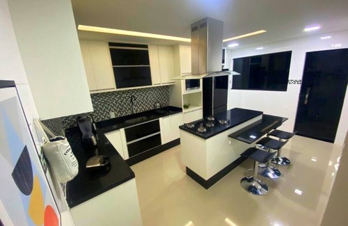 Gardenia Azul House | House Errejota with pool/7km from Barra Beach/6km from Olympic Park