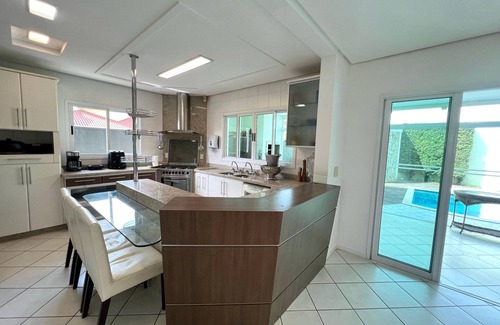 Jurere Internacional House | Casa em Jurerê Internacional 6 Quartos - 7 Camas 12 Hospedes