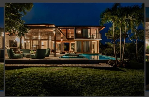 Praia do Forte House | Luxury House Enseada do Castelo Praia do Forte - Casa Vogue Cover