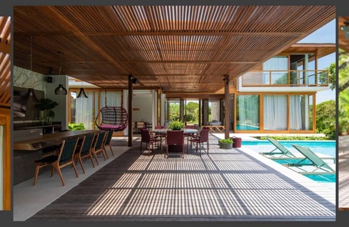 Praia do Forte House | Luxury House Enseada do Castelo Praia do Forte - Casa Vogue Cover