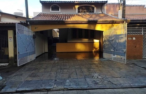 Sao Jose dos Campos House | NEXT TO DUTRA, 3 MINUTES ON FOOT, 300 MTS, CLOSE TO THE SP-SJC CARREFOUR POINT