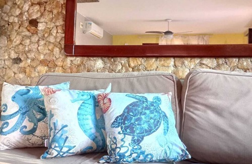 Praia Linda House | Aconchego em Praia Linda, casa de praia a alguns passos da lagoa.