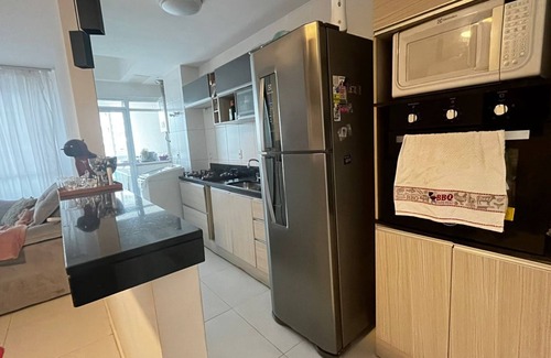 Recreio dos Bandeirantes Apartment | Cozy apartment, with lots of fun included, transportation and lots of security.