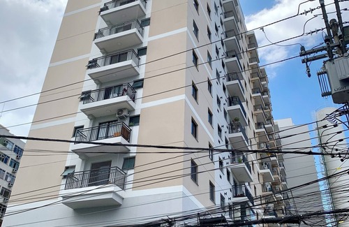 Sao Cristovao Apartment | Charming studio in beautiful São Cristóvão Rio de Janeiro with AC, WiFi