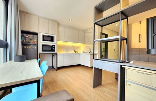 Saco dos Limoes Apartment | Cozy studio with WiFi and AC in lovely Florianópolis