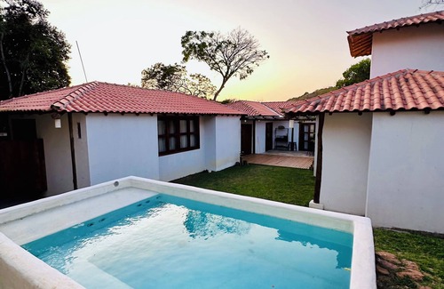 Brava House | Casa com 3 quartos a 5 minutos da praia