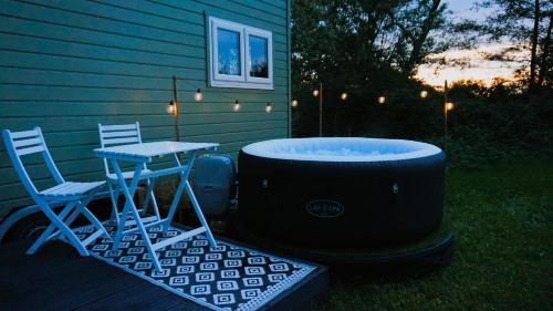 North Muskham Other | Bracken Heights