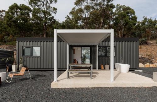 Brighton Cabin | Bracken Retreat - Hobart