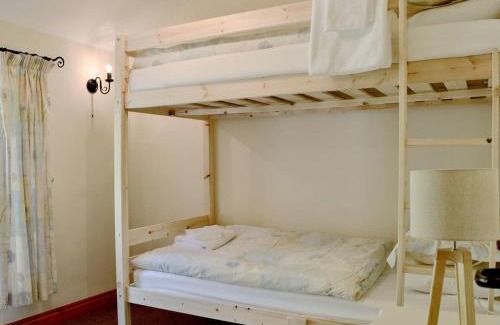 Scales House | Brackendale Cottage - Uk1335