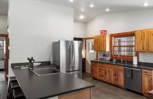 Bozeman House | Brackett Creek Cabin-Private Cabin on 100+ Acres Bordering National Forest!