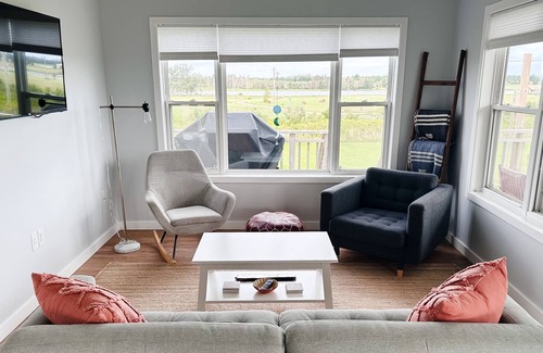 Brackley Beach House | Brackley Beach Seabreeze Cottage