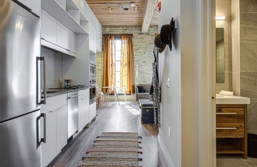 Stratford Apartment | Bradshaw Lofts: The Belfast