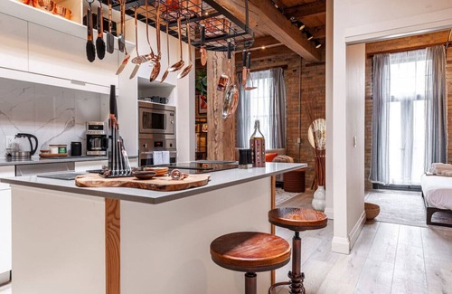 Stratford Apartment | Bradshaw Lofts: The Penthouse