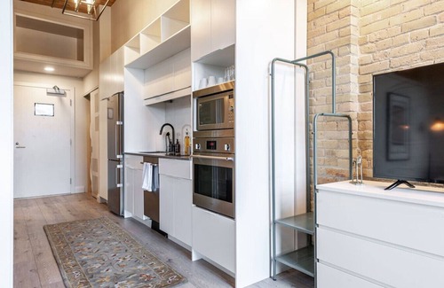 Stratford Apartment | Bradshaw Lofts: The Tapestry