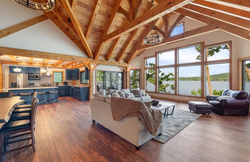 Naples Cabin | Braeloch Lodge - Canandaigua lakefront timberframe w/breathtaking views, spa