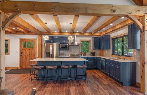 Naples Cabin | Braeloch Lodge - Canandaigua lakefront timberframe w/breathtaking views, spa