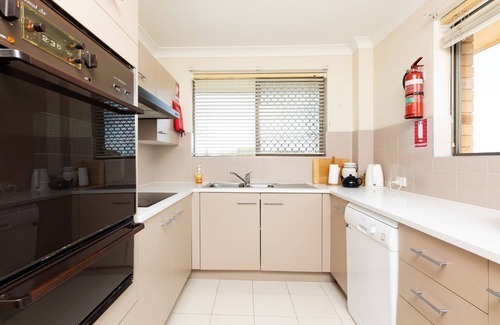 Forster Apartment | Braemar 6 - Lakefront!