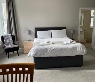Maenporth House | Braemar