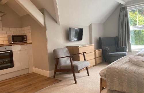 Maenporth House | Braemar