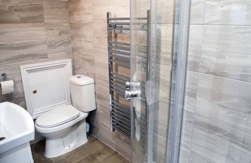 Maenporth House | Braemar