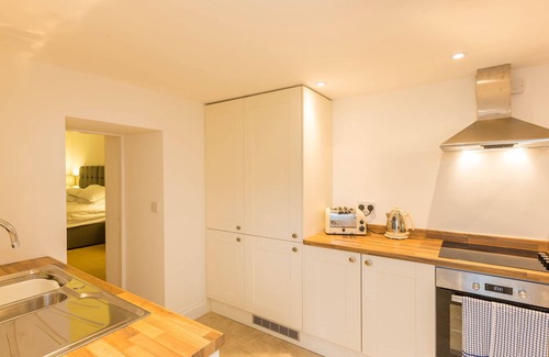 Foss Cottage | BRAES OF FOSS FARMHOUSE, family friendly in Kinloch Rannoch