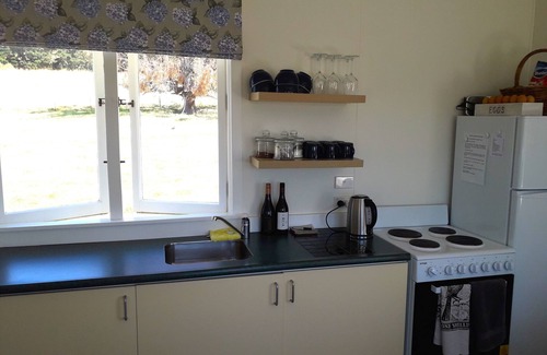 Oturehua Bed & Breakfast | Braeside Farm Cottage B&B