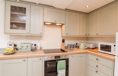 Fylingthorpe Cottage | Braeside