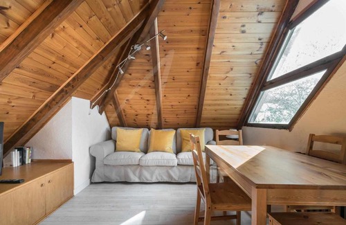 Garos Apartment | Brahets by SeaMount Rentals