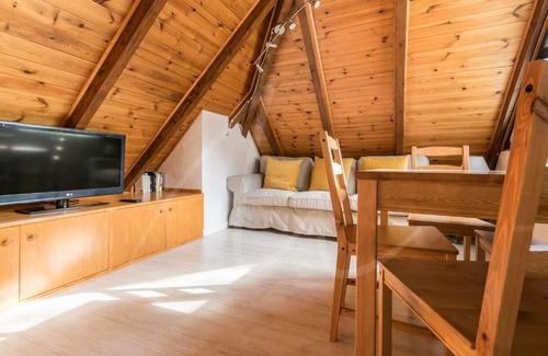 Garos Apartment | Brahets by SeaMount Rentals