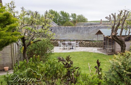 Burton Bradstock House | Bramble Cottage