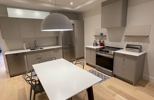 La Petite-Patrie Apartment | Brand new 1-Bedroom Apartment in Little Italy, near Jean-Talon Market