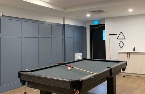 Bois-Franc Condo | Brand new 1 bedroom condo with pool